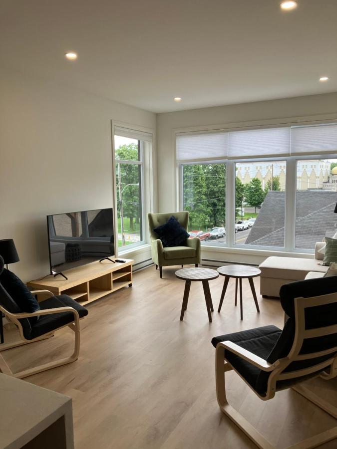 Apartamento Yin Et Yang Sainte-Anne-de-Beaupré Exterior foto
